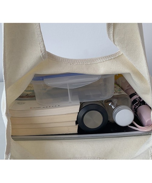 LA VORAGINE（ラ ヴォラジネ）の「刺繍レース布帛バッグ（トートバッグ・レディース・ブラック/グリーン/アイボリー・FREE）」の4枚目の写真