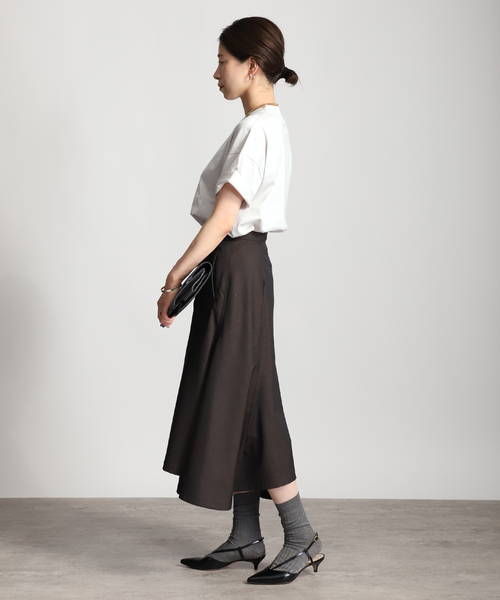 VERMEIL par iena(ヴェルメイユパーイエナ)の「【SLOANE/スローン】別注Tシャツ(Tシャツ/カットソー・レディース・オリーブ/ホワイト/ブラック・FREE)」の12枚目の写真