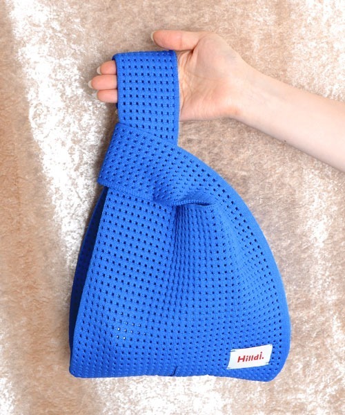 VIBGYOR Women（ヴィブジョー　ウィメン）の「【float】カラバリ ニット編み風 ミニトートバッグ【9色展開】（トートバッグ・レディース・ブラック/パープル/レッド/ピンク/ブルー/グリーン/ライトグリーン/アイボリー/ベビーピンク・FREE）」の5枚目の写真