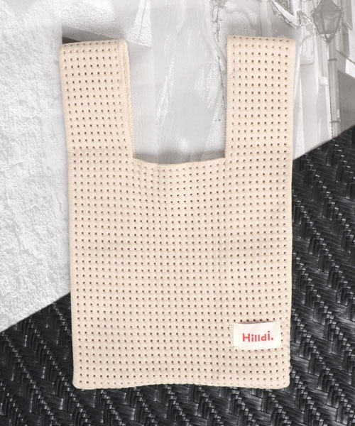 VIBGYOR Women（ヴィブジョー　ウィメン）の「【float】カラバリ ニット編み風 ミニトートバッグ【9色展開】（トートバッグ・レディース・ブラック/パープル/レッド/ピンク/ブルー/グリーン/ライトグリーン/アイボリー/ベビーピンク・FREE）」の17枚目の写真