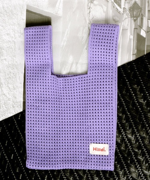 VIBGYOR Women（ヴィブジョー　ウィメン）の「【float】カラバリ ニット編み風 ミニトートバッグ【9色展開】（トートバッグ・レディース・ブラック/パープル/レッド/ピンク/ブルー/グリーン/ライトグリーン/アイボリー/ベビーピンク・FREE）」の16枚目の写真