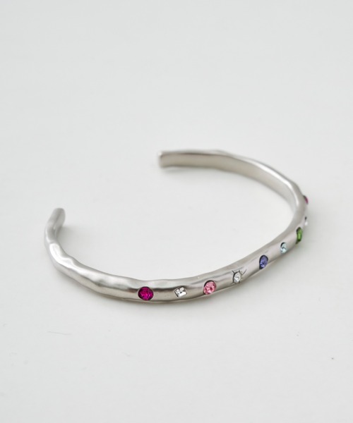 whim(ウィム)の「Stone Embed Bangle(バングル/リストバンド・レディース・シルバー/ゴールド・FREE)」の11枚目の写真