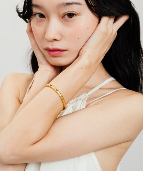 whim(ウィム)の「Stone Embed Bangle(バングル/リストバンド・レディース・シルバー/ゴールド・FREE)」の13枚目の写真