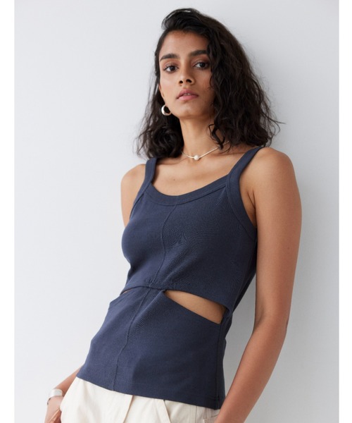 ALEXIA STAM(アリシアスタン)の「Side Slit Tank Top /サイドスリットタンクトップ(タンクトップ・レディース・ネイビー/ベージュ/オフホワイト・S/M)」の17枚目の写真