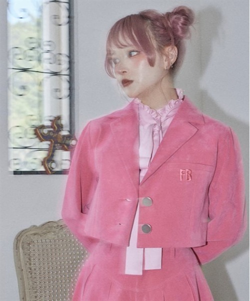 FickleBebe（フィクルベベ）の「スウェードライクショートジャケット
