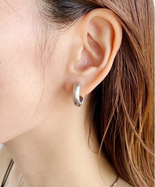 未使用⭐︎1AR アクセサリーファンシーフープピアス　小　ピンクゴールド 未使用⭐︎1AR アクセサリーファンシーフープピアス 小 ピンク