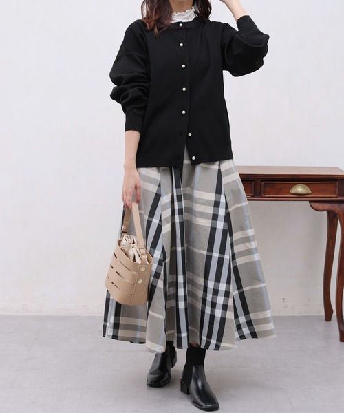 Chez toi(シェトワ)の「大判チェックはぎタフタスカート(スカート・レディース・アイボリー/ネイビー/グリーン・FREE)」の6枚目の写真