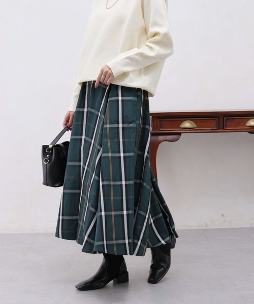 Chez toi(シェトワ)の「大判チェックはぎタフタスカート(スカート・レディース・アイボリー/ネイビー/グリーン・FREE)」の19枚目の写真