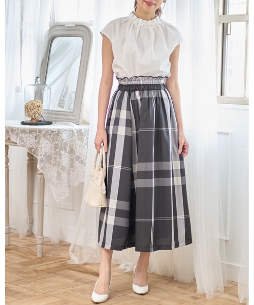 tocco closet（トッコ　クローゼット）の「後ろりぼん付きパール装飾タック入りハイネックブラウス（シャツ/ブラウス・レディース・オフホワイト/ベージュ/ブラック・M）」の15枚目の写真