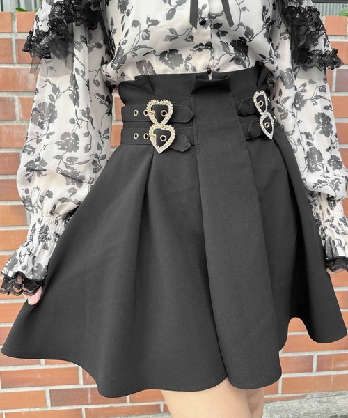 ROJITA(ロジータ)の「ハートビジュバックルフレアスカート(スカート・レディース・ブラック/ピンク/ブルー/ベージュ/ブラック系その他・FREE)」の7枚目の写真