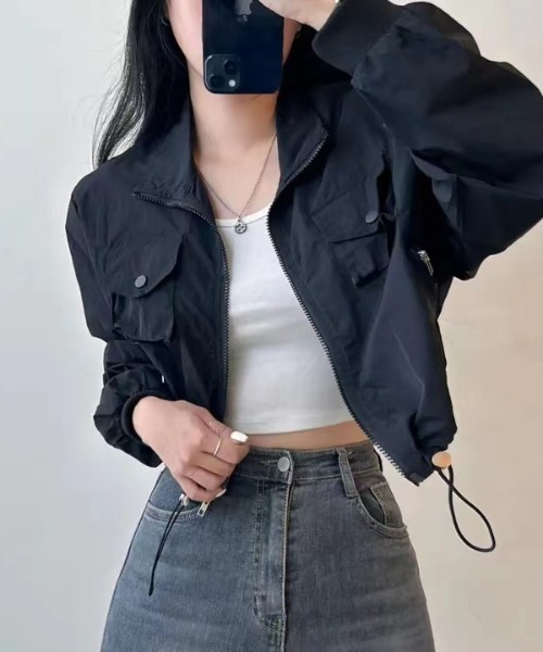 LADY LIKE(レディライク)の「クロップド丈シャカシャカブルゾン(ブルゾン・レディース・グリーン/ブラック/ホワイト・M)」の12枚目の写真