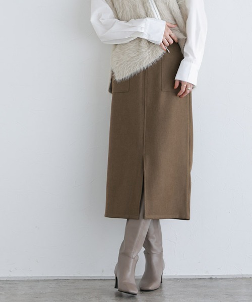 Pierrot（ピエロ）の「ウールライクスリットロングスカート（スカート・レディース・ベージュ系その他/チャコール/ブラウン/オリーブ・L/PM/M）」の3枚目の写真