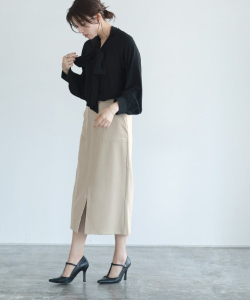 Pierrot（ピエロ）の「ウールライクスリットロングスカート（スカート・レディース・ベージュ系その他/チャコール/ブラウン/オリーブ・L/PM/M）」の22枚目の写真