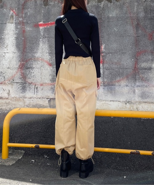 one way（ワンウェイ）の「【 新色追加 】ポロ襟テレコニットトップス（ニット/セーター・レディース・グレー/レッド/ブラック/ホワイト/ピンク・FREE）」の11枚目の写真