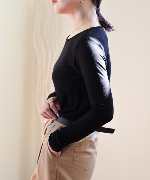 ULEULA(ウルア)の「ロングスリーブTシャツ(Tシャツ/カットソー・レディース・ブラック/ブラウン/アイボリー・FREE)」の8枚目の写真