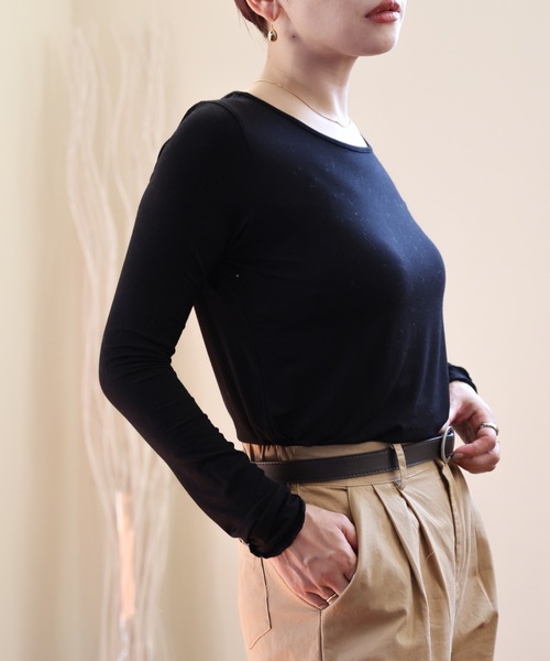 ULEULA(ウルア)の「ロングスリーブTシャツ(Tシャツ/カットソー・レディース・ブラック/ブラウン/アイボリー・FREE)」の17枚目の写真