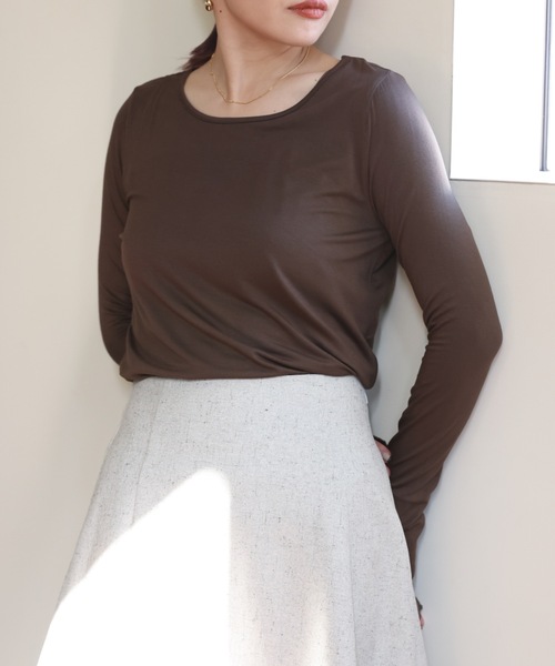 ULEULA(ウルア)の「ロングスリーブTシャツ(Tシャツ/カットソー・レディース・ブラック/ブラウン/アイボリー・FREE)」の21枚目の写真