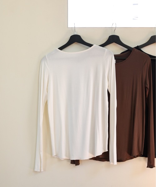 ULEULA(ウルア)の「ロングスリーブTシャツ(Tシャツ/カットソー・レディース・ブラック/ブラウン/アイボリー・FREE)」の22枚目の写真