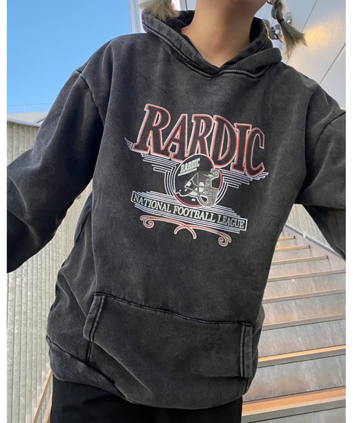 DEVICE（デバイス）の「オーバーサイズ アメリカンヴィンテージストリート ピグメント パーカー スウェット 韓国 古着風 カレッジロゴ 肉厚（パーカー・レディース・グレー/ホワイト×グレー/チャコールグレー・FREE）」の12枚目の写真