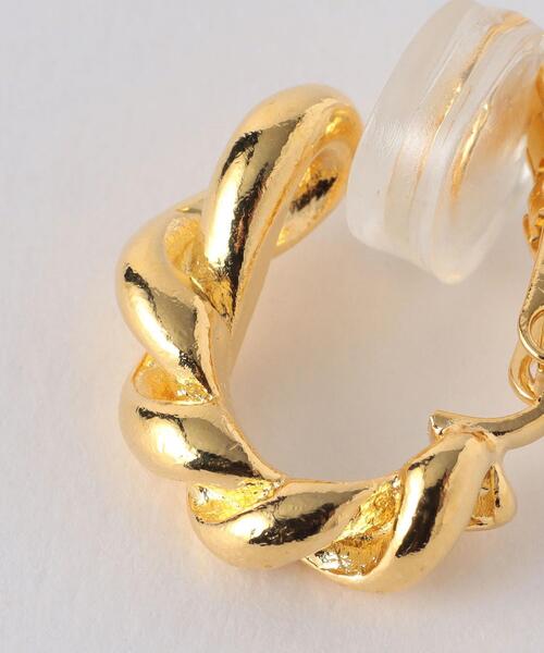 green label relaxing（グリーンレーベルリラクシング）の「ツイストライン フープ イヤリング（イヤリング・レディース・ゴールド/シルバー・FREE）」の7枚目の写真