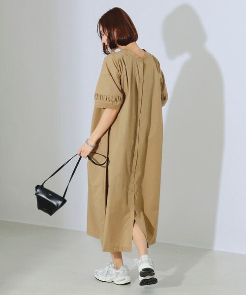 B:MING by BEAMS(ビーミングバイビームス)の「B:MING by BEAMS / 2WAY ギャザーワンピース(ワンピース・レディース・オフホワイト/ネイビー/ブラウン系その他・MEDIUM/SMALL)」の9枚目の写真