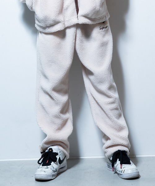 GISHER(ギッシャー)の「BOA FLEECE PANTS(スウェットパンツ・メンズ・ブルー/グレイッシュベージュ/ブラック/ホワイト・MEDIUM/LARGE)」の2枚目の写真