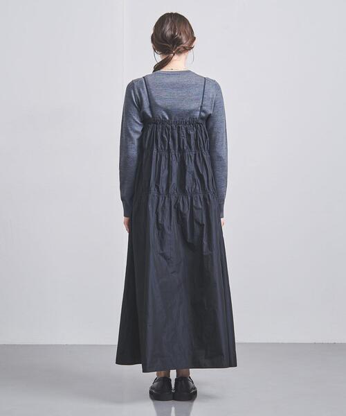 UNITED ARROWS(ユナイテッドアローズ)の「タフタ シャーリング ワンピース(ワンピース・レディース・ブラック/ネイビー・36/38)」の10枚目の写真