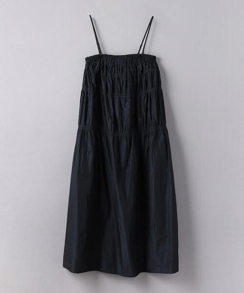 UNITED ARROWS(ユナイテッドアローズ)の「タフタ シャーリング ワンピース(ワンピース・レディース・ブラック/ネイビー・36/38)」の11枚目の写真