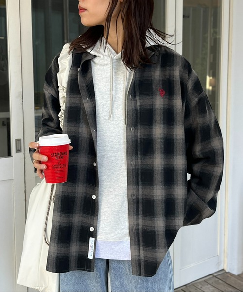 U.S. POLO ASSN.（ユーエスポロアッスン）の「アソート長袖シャツ（シャツ/ブラウス・メンズ・ベージュ/ブラック/ネイビー/ホワイト/ホワイト系その他/ブルー系その他/ブラック系その他/ブルー・LARGE/MEDIUM）」の4枚目の写真