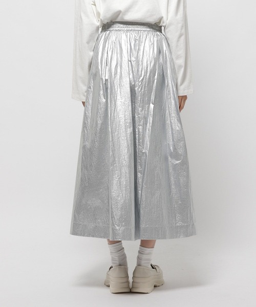 niko and...（ニコアンド）の「シャイニーフレアスカート（スカート・レディース・ライトベージュ/ライトグレー・FREE）」の17枚目の写真