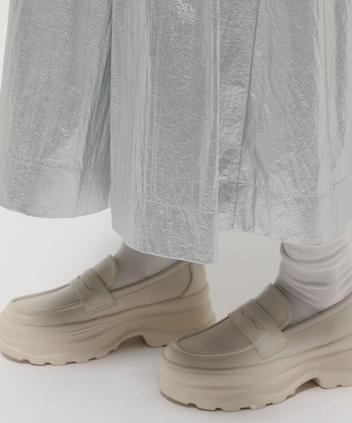 niko and...（ニコアンド）の「シャイニーフレアスカート（スカート・レディース・ライトベージュ/ライトグレー・FREE）」の22枚目の写真