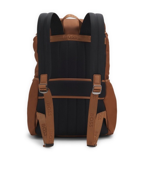 【極美品】BOSSマルチポケット バックパック Double Bモノグラムトリム BOSS - マルチポケット バックパック Double Bモノグラムトリム - ブラック