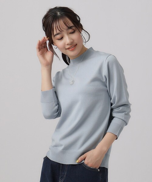 SHOO・LA・RUE(シューラルー)の「◆【洗える】オフィスカジュアルにも ちくちくしにくい ハイネックニット(ニット/セーター・レディース・ベビーピンク/ホワイト系5/ブラック/オフホワイト/サックスブルー・02/03/04)」の4枚目の写真