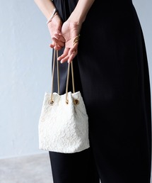 &Robu.（アンドロブ）の「レース刺繍2WAYバッグ オケージョン 結婚式 顔合わせ お呼ばれ（ショルダーバッグ）」