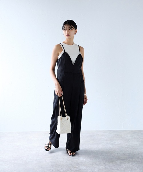 &Robu.（アンドロブ）の「レース刺繍2WAYバッグ オケージョン 結婚式 顔合わせ お呼ばれ（ショルダーバッグ・レディース・ブラック/ベージュ/ダークグリーン/ブラウン・FREE）」の12枚目の写真