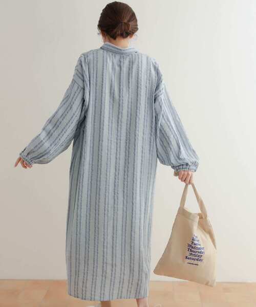 URBAN RESEARCH DOORS（アーバンリサーチドアーズ）の「カラミストライプシャツワンピース（ワンピース・レディース・ナチュラル/ブルー・MEDIUM）」の5枚目の写真