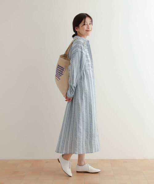 URBAN RESEARCH DOORS（アーバンリサーチドアーズ）の「カラミストライプシャツワンピース（ワンピース・レディース・ナチュラル/ブルー・MEDIUM）」の13枚目の写真