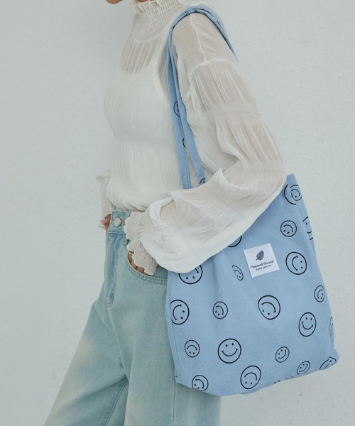 LA VORAGINE（ラ ヴォラジネ）の「大容量トートバッグ A4 コーデュロイ キャンバス ロゴ（トートバッグ・レディース・K/L/M/N/その他/その他6/B/G/I/R/Y/その他4/その他7/C/D/E/F/S/T/U/V/W/その他2/その他3/その他5/A/H/J/O/Q/X/Z/P/その他1・FREE）」の7枚目の写真