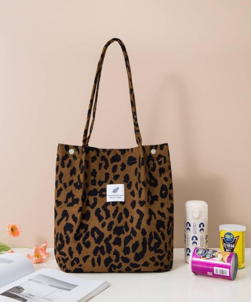 LA VORAGINE（ラ ヴォラジネ）の「大容量トートバッグ A4 コーデュロイ キャンバス ロゴ（トートバッグ・レディース・K/L/M/N/その他/その他6/B/G/I/R/Y/その他4/その他7/C/D/E/F/S/T/U/V/W/その他2/その他3/その他5/A/H/J/O/Q/X/Z/P/その他1・FREE）」の15枚目の写真