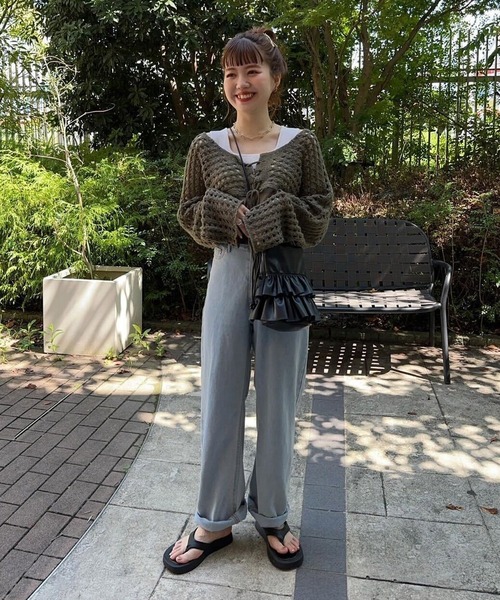 EFOLE(エフォル)の「【インフルエンサーyukie × FREAKSSTORE × EFOLE コラボ】フリル ドローストリング ショルダーバッグ(ショルダーバッグ・レディース・ブラック/オフホワイト/シルバー・FREE)」の10枚目の写真