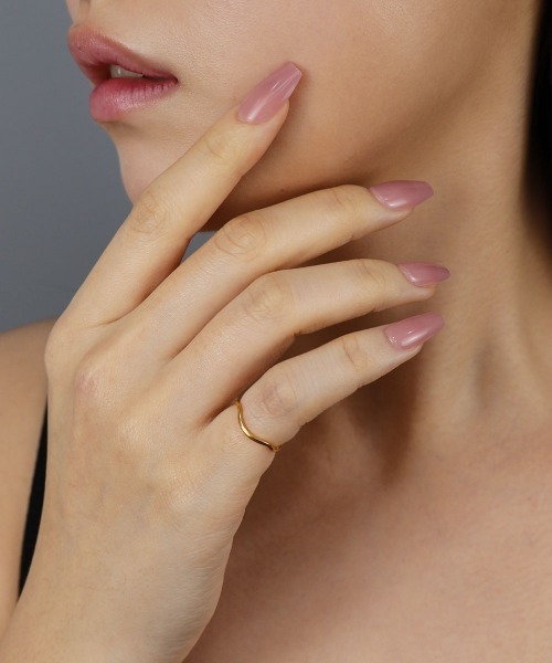 CEMONEMO（セモネモ）の「【金属アレルギー対応】ウェーブ ピンキーリング / ステンレス（リング・レディース・ピンクゴールド/ゴールド/シルバー・4号）」の19枚目の写真