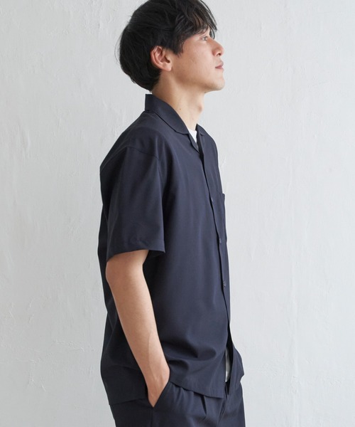 ikka（イッカ）の「【イージーケア／セットアップ対応】Reflax(R) リラックスオープンカラーシャツ（シャツ/ブラウス・メンズ・ブルー/チャコールグレー/ダークネイビー/グリーン/ベージュ・XL/L/M/S）」の16枚目の写真