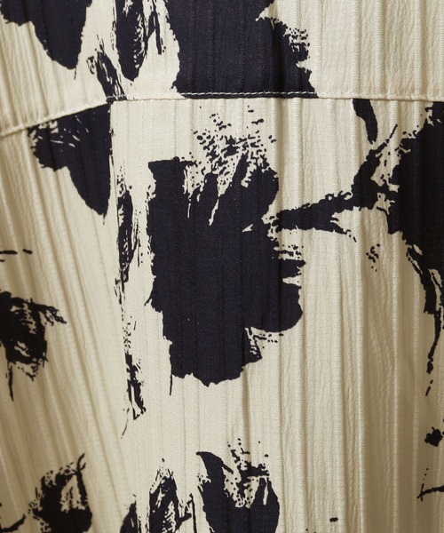 NILWAY（ニルウェイ）の「花柄 半袖シャツ（シャツ/ブラウス・メンズ・ブラック/ベージュ・MEDIUM/LARGE）」の8枚目の写真