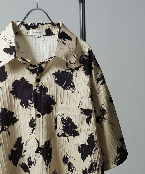 NILWAY（ニルウェイ）の「花柄 半袖シャツ（シャツ/ブラウス・メンズ・ブラック/ベージュ・MEDIUM/LARGE）」の3枚目の写真
