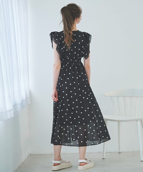 31 Sons de mode（トランテアン　ソン　ドゥ　モード）の「フリルレイヤードマルチプリントワンピース（ワンピース・レディース・ブラック/オフホワイト・36/38）」の8枚目の写真