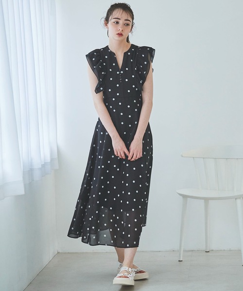 31 Sons de mode（トランテアン　ソン　ドゥ　モード）の「フリルレイヤードマルチプリントワンピース（ワンピース・レディース・ブラック/オフホワイト・36/38）」の11枚目の写真