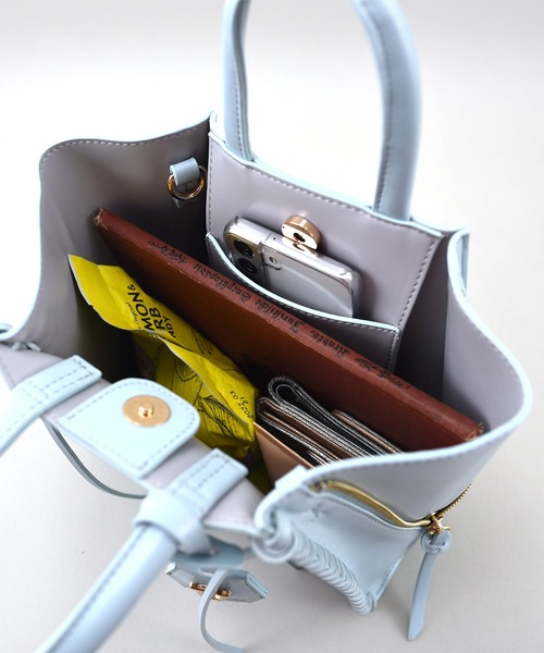 U(ユー)の「Point sac【ポワン サック】ジッパートートバッグ/Sサイズ(ビジネスバッグ・レディース・ベージュ系その他/ライトブルー/ブラウン系その他/アイボリー/グレー系その他・FREE)」の9枚目の写真