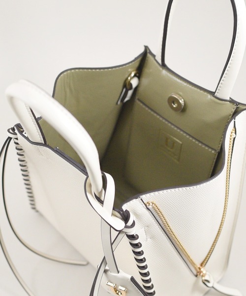 U(ユー)の「Point sac【ポワン サック】ジッパートートバッグ/Sサイズ(ビジネスバッグ・レディース・ベージュ系その他/ライトブルー/ブラウン系その他/アイボリー/グレー系その他・FREE)」の19枚目の写真