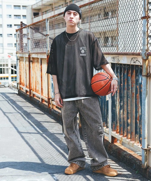 NBA(エヌビーエー)の「【NBA】別注/チームロゴワッペンヘアバンド(ニットキャップ/ビーニー・メンズ・レッド/ブラック・FREE)」の3枚目の写真