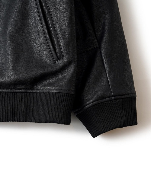 Subciety(サブサエティ)の「FAKE LEATHER STADIUM JKT(スタジャン・メンズ・ブラック/イエロー/ネイビー・X-LARGE/LARGE/MEDIUM/SMALL)」の22枚目の写真